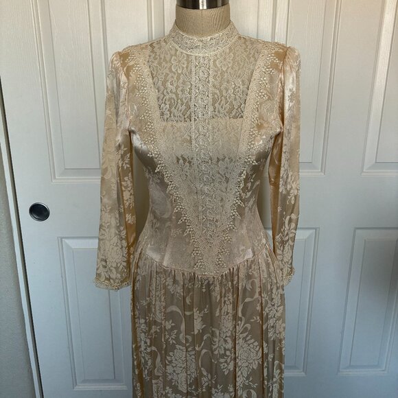 Vintage 80s Jessica McClintock Ivory Lace Dress Size 4 Elegant High‎ Neck Gown - Picture 1 of 11